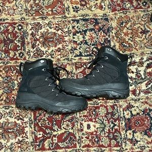North Face Chilkat Winter Boots size 12.5
